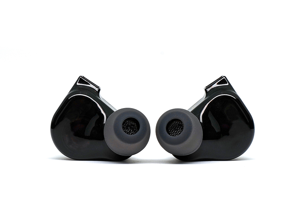 TRUTHEAR x Crinacle Zero: BLUE2 Dual Dynamic Drivers In-ear Headphone