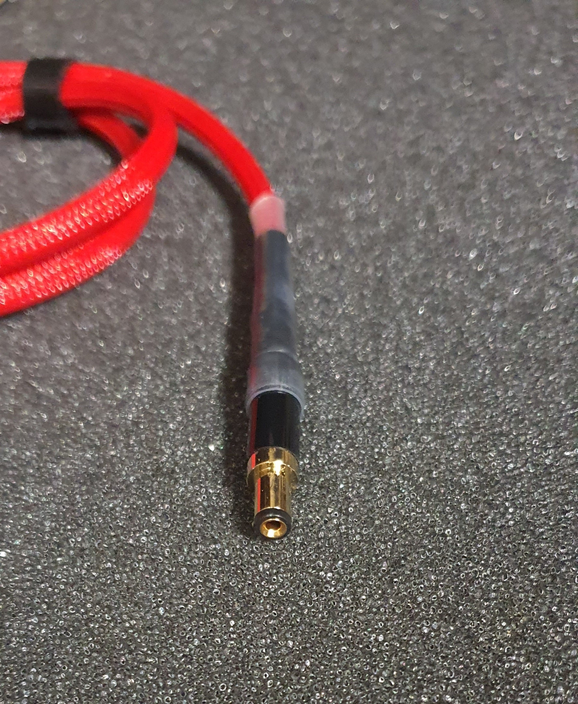 Red-Series Audiophile DC Power Cable