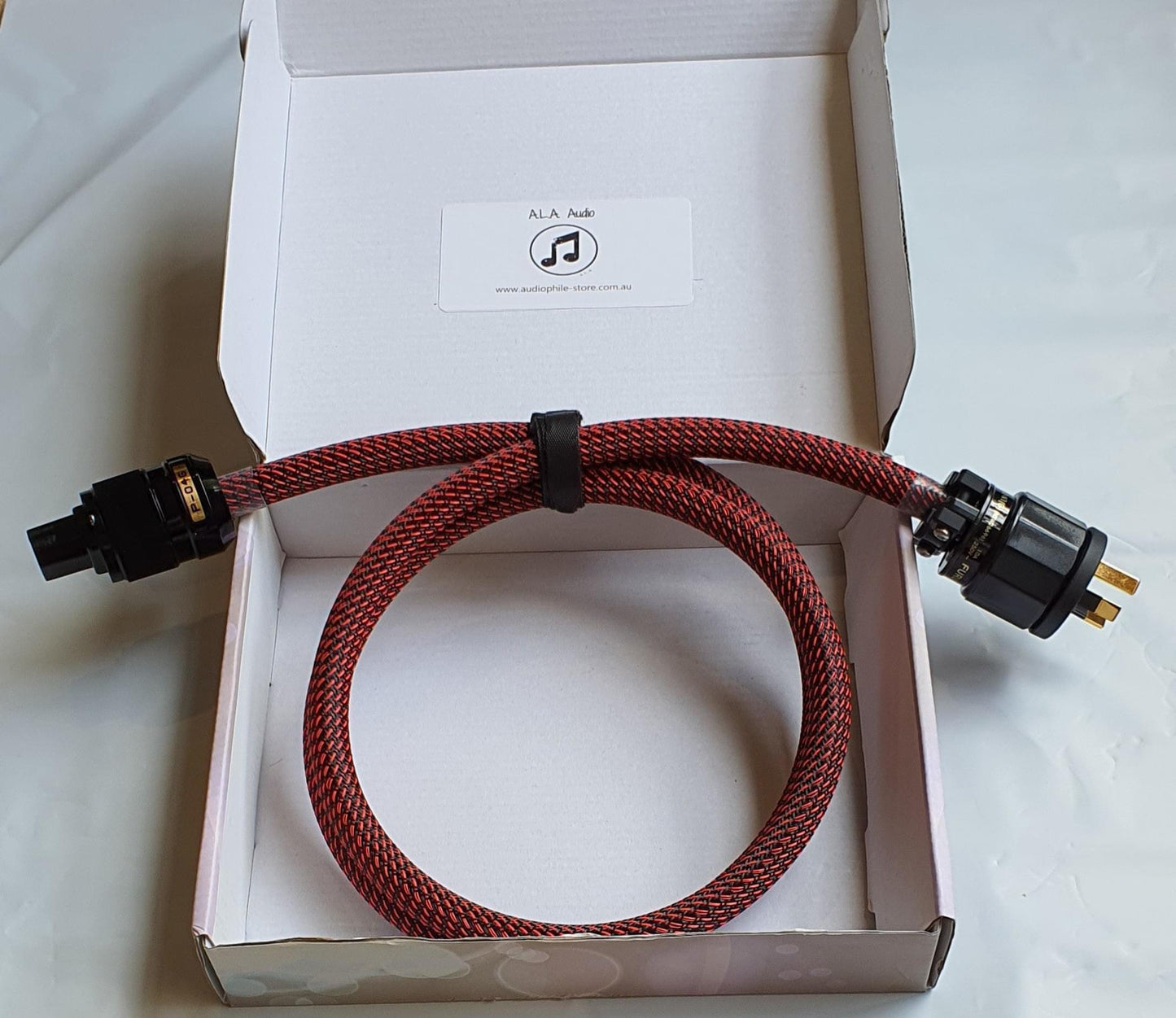 Andesine ™ Ultra-pF Audiophile Power Cable