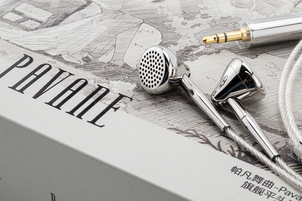 MOONDROP PAVANE 13.5mm Dynamic Driver Flagship Earbuds