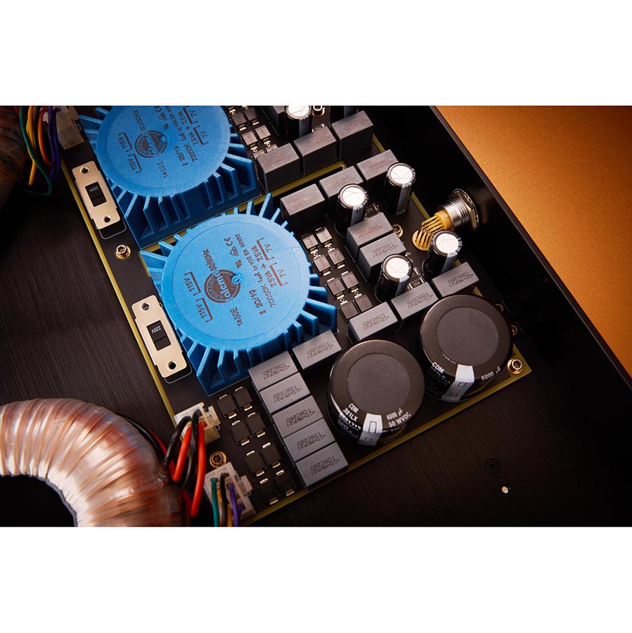 Holo Audio May R2R DAC