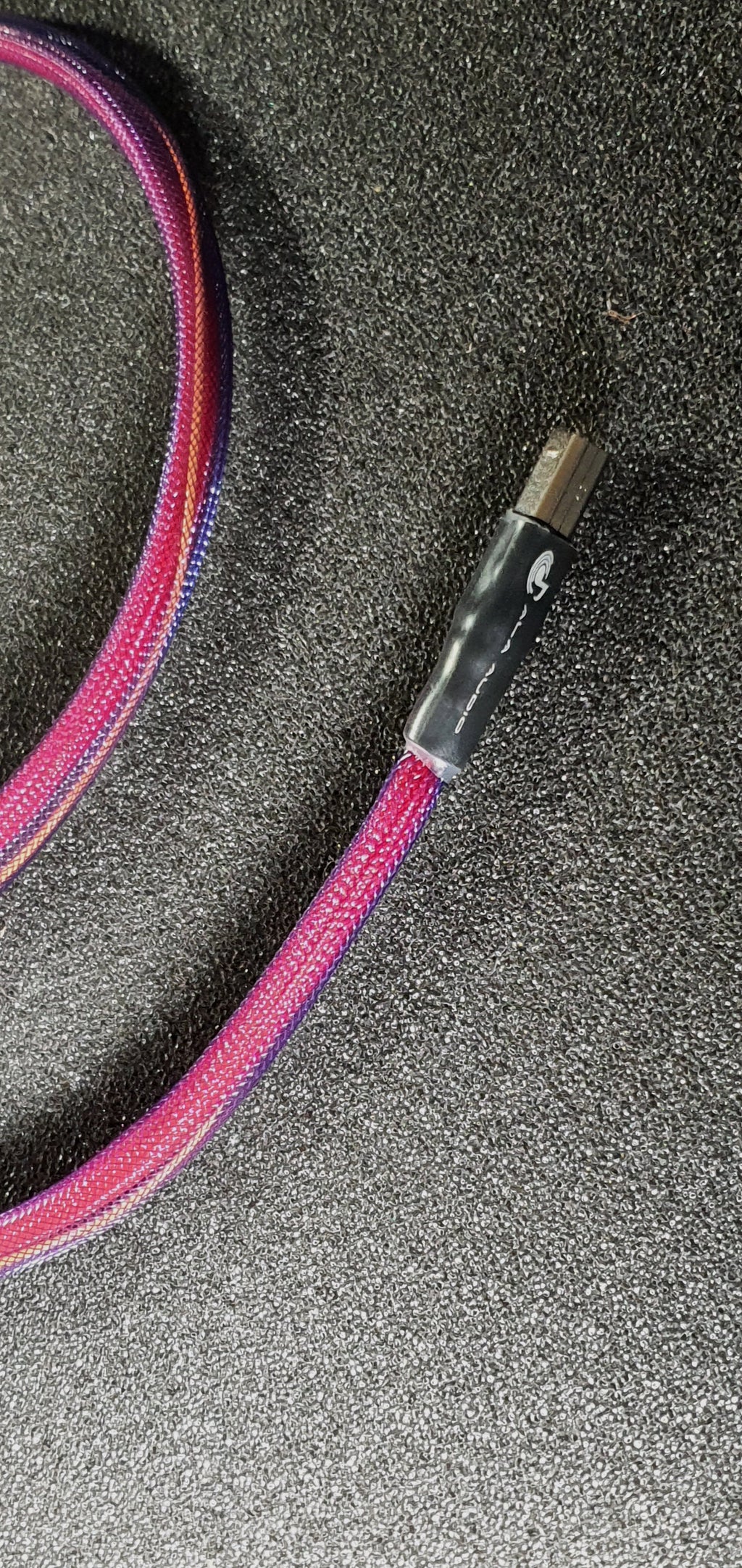 Red-Series Pure-Silver USB Cable by A.L.A
