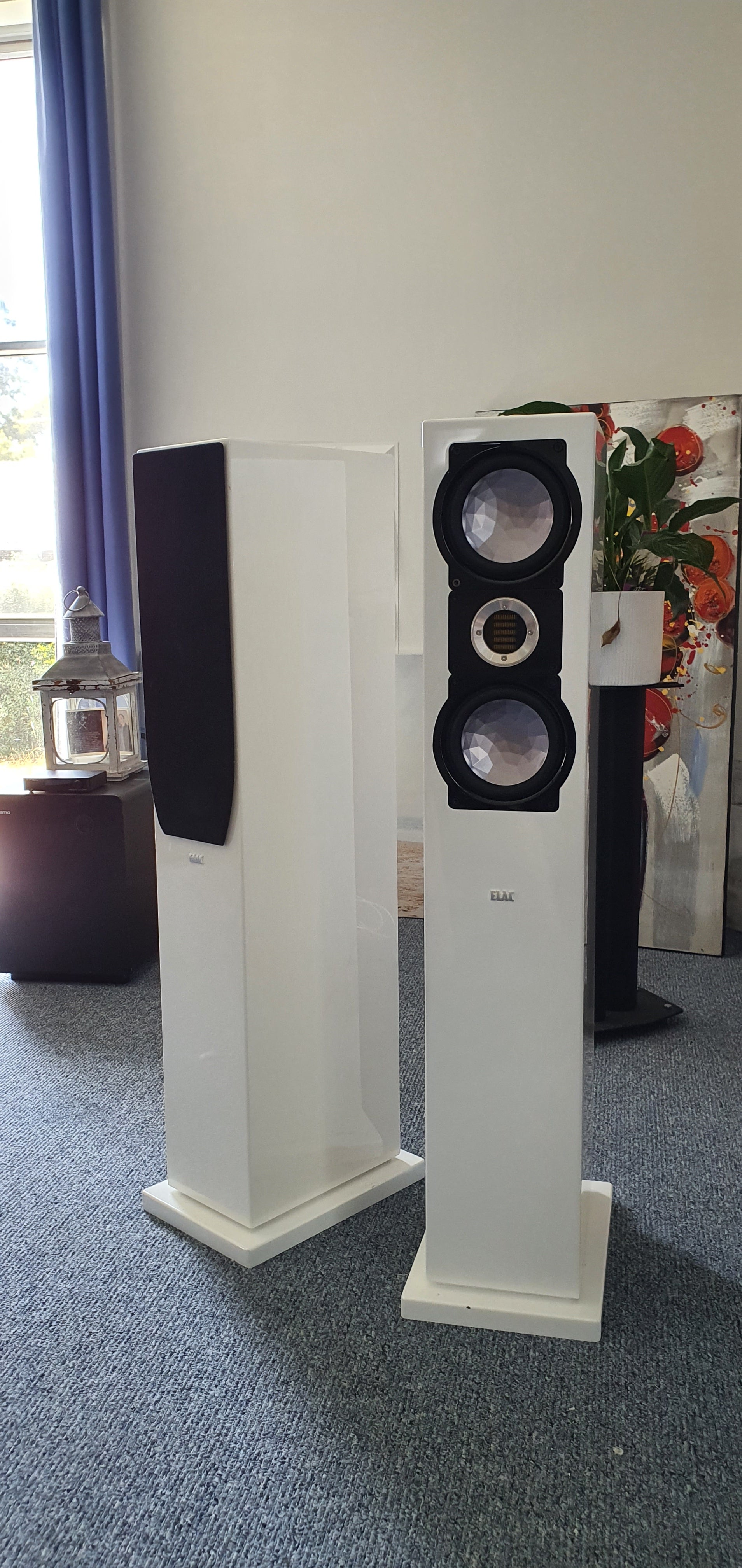 ELAC FS257.2 floor standing speakers